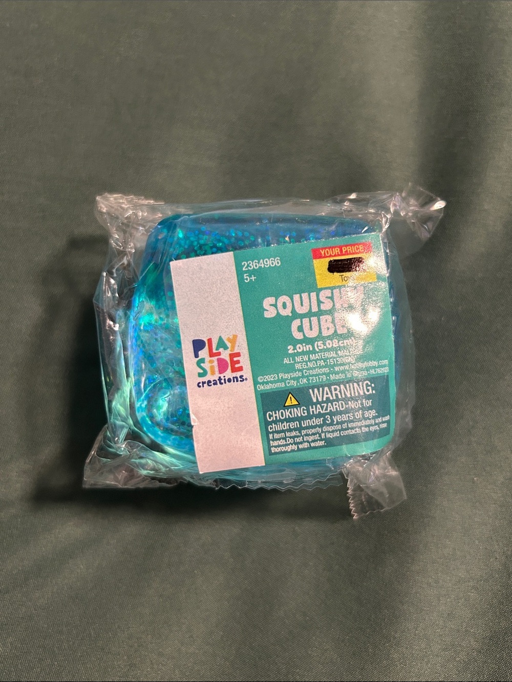 Squishy Glitter Cube Blue